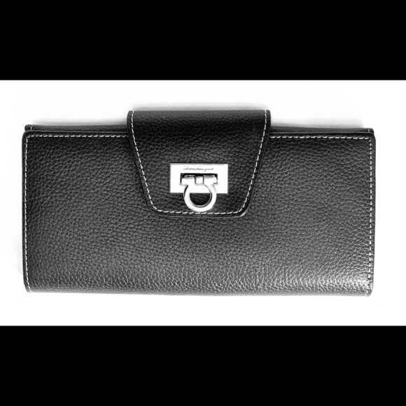 Salvatore Ferragamo Handbags - Like New Salvatore Ferragamo Black Gancini Wallet